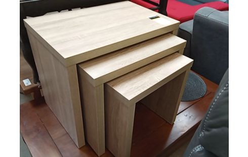 TABLES GIGOGNES STRATIFIE CLAIR LOT 3