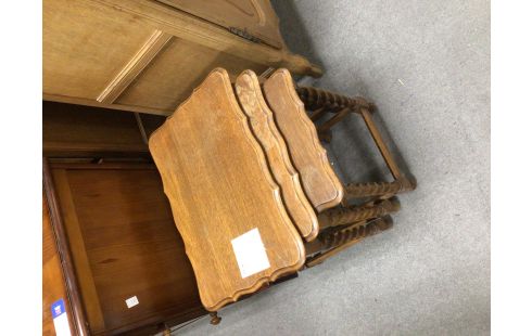 TABLE GIGOGNE CHENE MOYEN TORSADE LOT DE 3