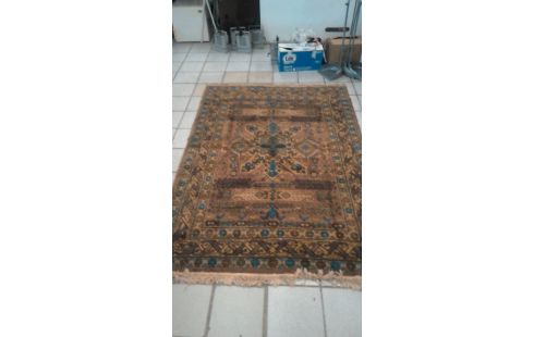 TAPIS EN LAINE 248-165 CM