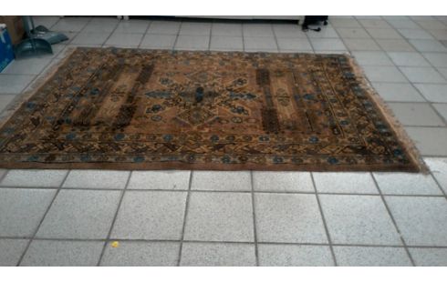 TAPIS EN LAINE 248-165 CM