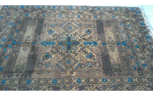 TAPIS EN LAINE 248-165 CM