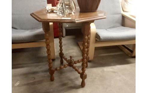 TABLE OCTOGONALE PIED CHAPELET CHENE FONCE