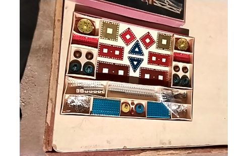 JEU DE CONSTRUCTION MIGNON