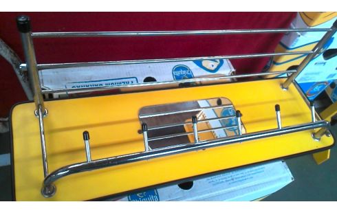 KLEIDERSTÄNDER GELB IM VINTAGE-STIL WAND-