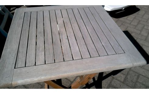 TABLE DE JARDIN TECK PLIANT