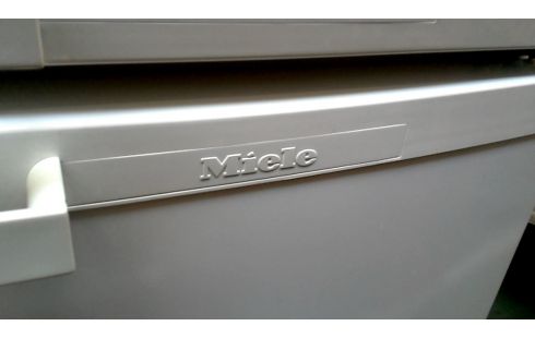 REFRIGERATEUR CONGELATEUR MIELE
