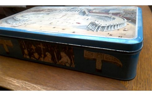 DOSE METALL IM VINTAGE-STIL