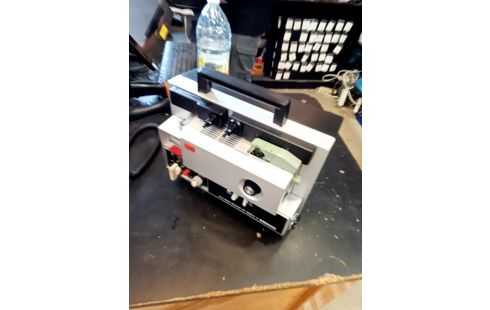 PROJECTEUR VIDEO + ACC CARTON