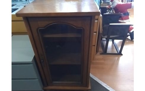 MEUBLE RUSTIQUE VITRE