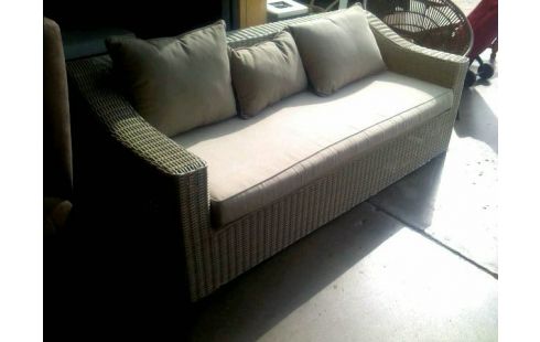 SOFA. 3 PLAZAS JARDIN