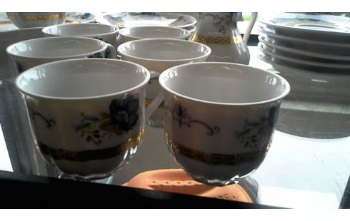 SERVICE A CAFE  CREATION