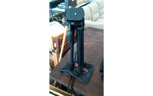 TREPIED PHOTO TACKLIFE