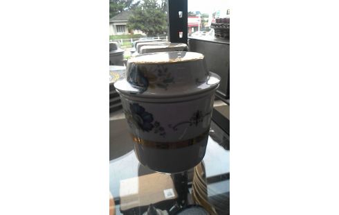 SERVICE A THE  CREATION