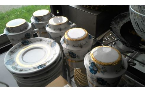 SERVICE A THE  CREATION