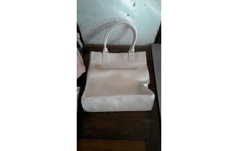 BOLSO IMITACIÓN CUERO