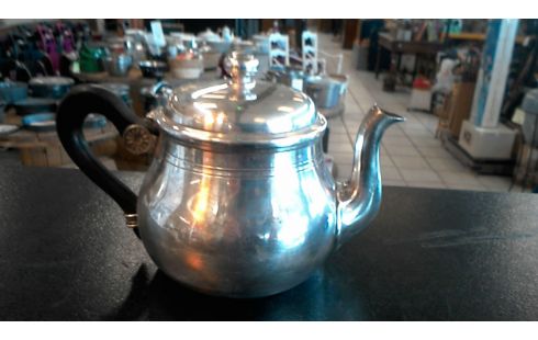 ERCUIS THEIERE METAL ARGENTE