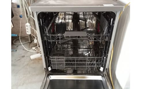 LAVE VAISSELLE WHIRLPOOL GRIS