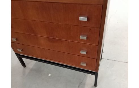 COMMODE TECK VINTAGE SUR PIED METAL