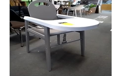 CHAISE BEBE Combelle avec attache