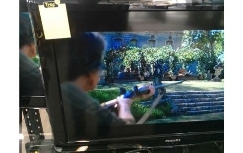 TELEVISEUR PHILIPS 81CM TNT HD