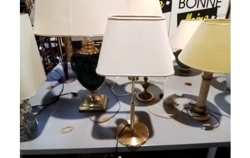 LAMPE PIED LAITON SIGNÉ JEAN-CLAUDE