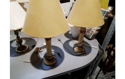 PAIRE DE LAMPE PIED ÉCRITURE