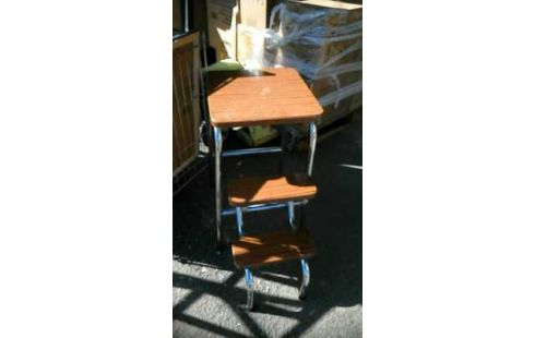 TABOURET ESCABEAU