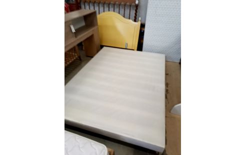 SOMMIER TAPISSIER 140 X 190 CM AVEC PIEDS