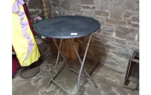 TABLE MANGE DEBOUT PLIABLE