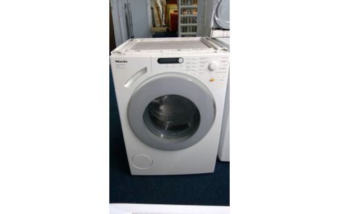 MACHINE A LAVER MIELE  W1614