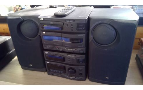 STEREOTOREN JVC PLUS SPEAKERS