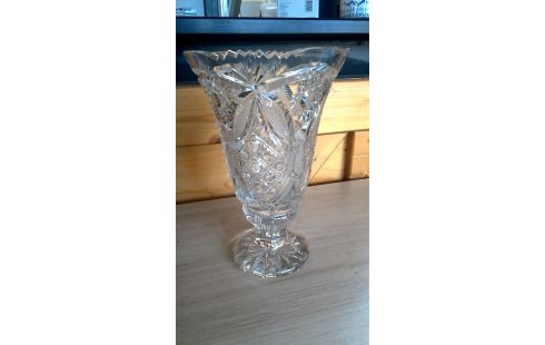 VASE KRISTALL
