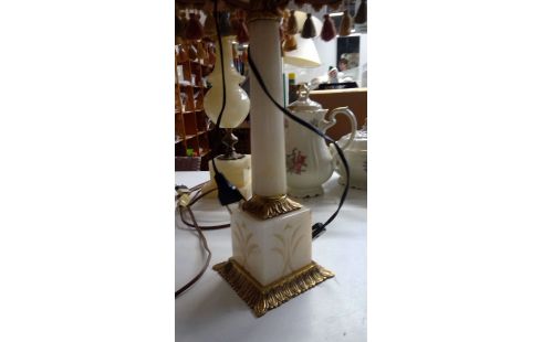 LAMPADAIRE MARMER ONYX VOET