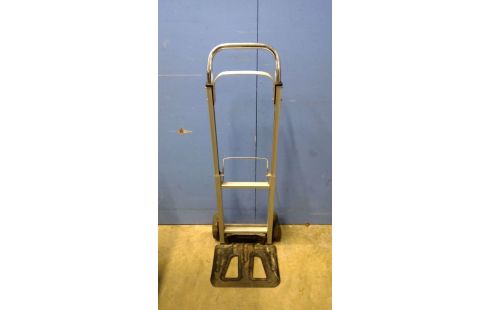 STEEKWAGENTJE OPVOUWBAAR