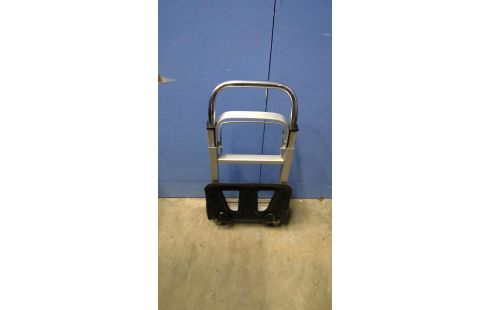 STEEKWAGENTJE OPVOUWBAAR