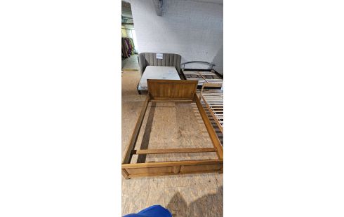 CADRE DE LIT 140X200 + SOMMIERS