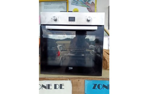 FOUR ENCASTRABLE BEKO +ACC RES