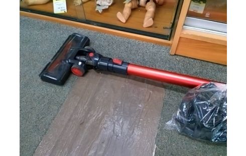 ASPIRATEUR BALAI SILVERCREST 2 EN 1