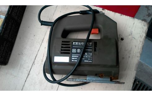 SCIE SAUTEUSE PEUGEOT