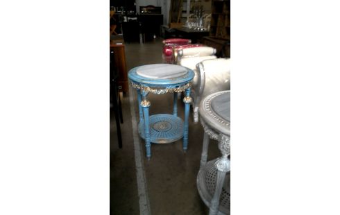 APARADOR REDONDO SOBRE MÁRMOL