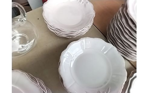 LOT DE ASSIETTE DECO ATHEZZA