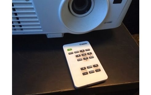 VIDEOPROJECTEUR CANON LV X300 HDMI/VGA