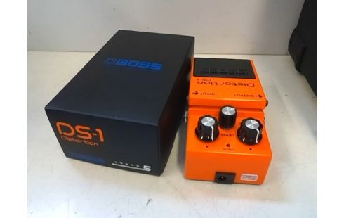 PEDALE BOSS DISTORTION DS-1