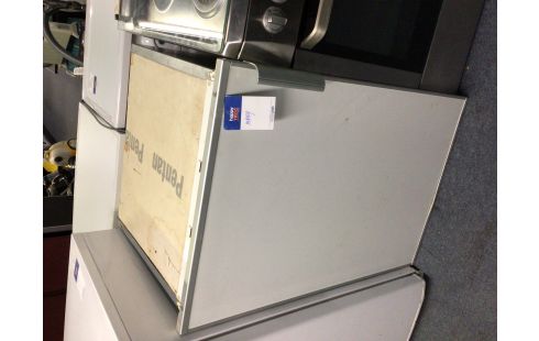 FRIGO DE TABLE ENCASTRABLE