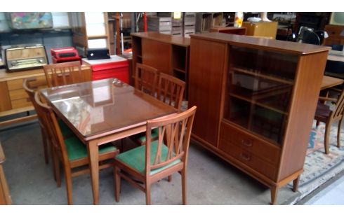 EETKAMER VINTAGE COMPLEET