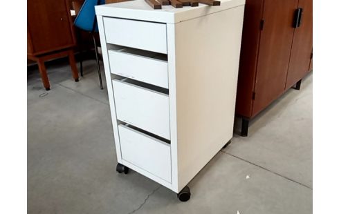 MEUBLE blanc  a tiroirs sur roulettes
