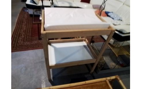 TABLE A LANGER +MATELAS