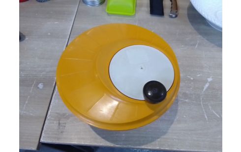 ESSOREUSE SALADE MOULINEX