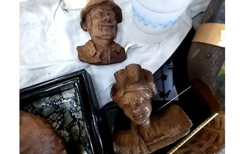 DECORATION BUSTE EN BOIS