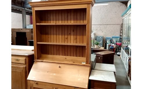 SECRETAIRE 2 CORPS PIN